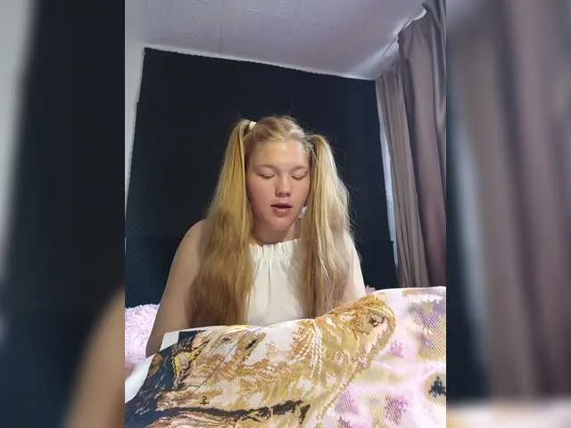 Live sex webcam photo for Mariicka #291464983