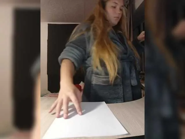 Live sex webcam photo for Mariicka #291854532