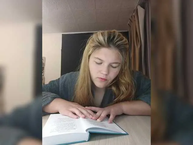 Live sex webcam photo for Mariicka #291950037