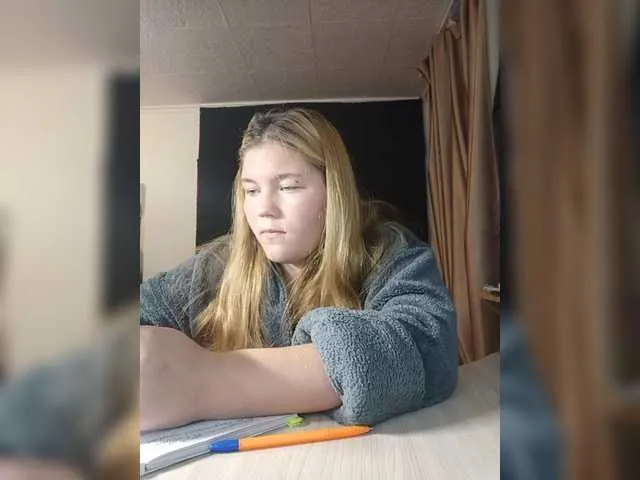 Live sex webcam photo for Mariicka #291968960