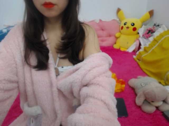 Live sex webcam photo for MariidolAsian #290287911