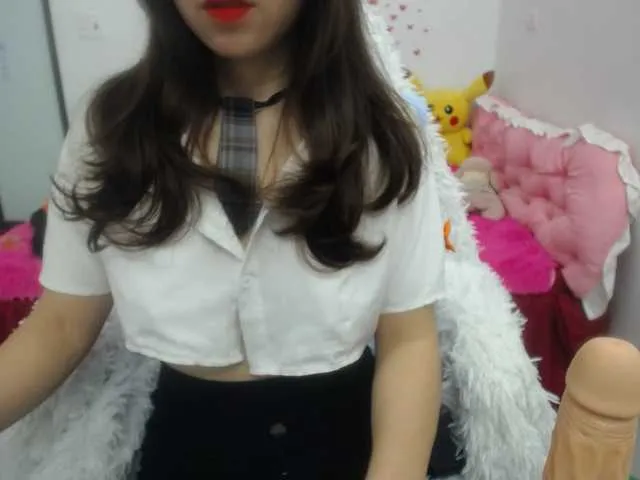 Live sex webcam photo for MariidolAsian #290654464