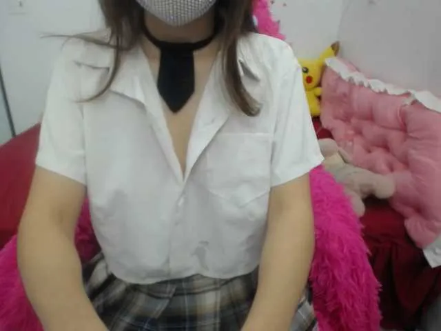 Live sex webcam photo for MariidolAsian #290702785