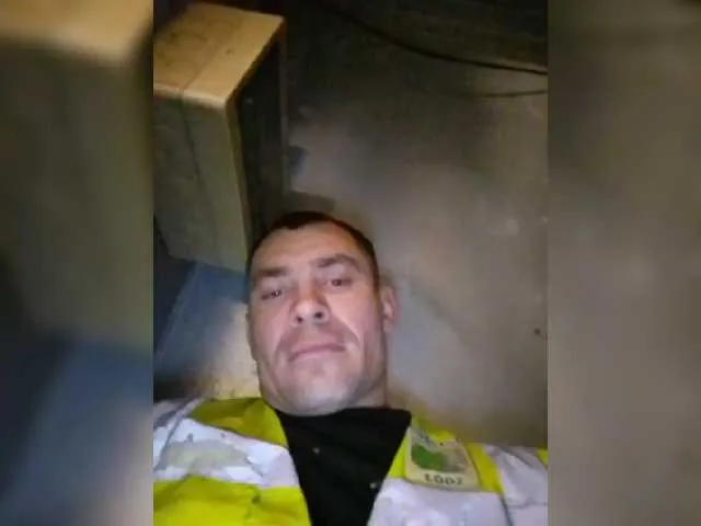 Live sex webcam photo for Marik-31 #276533994