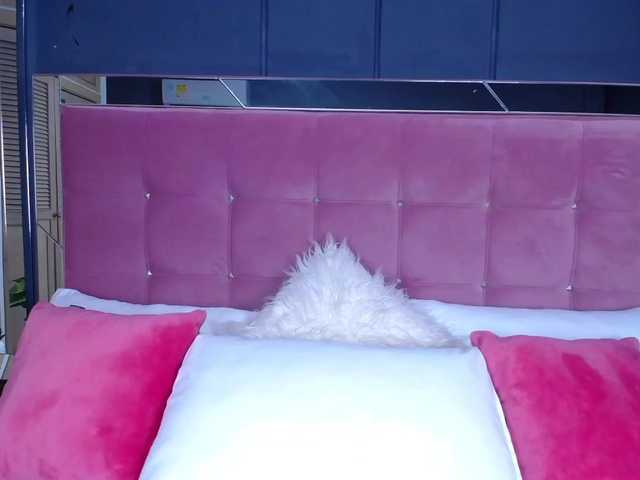 Live sex webcam photo for Marilyn95 #273775138