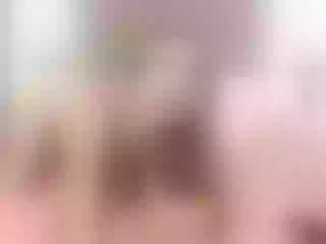 Live sex webcam photo for MarilynBrown #277109592