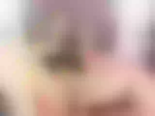 Live sex webcam photo for MarilynBrown #277441336