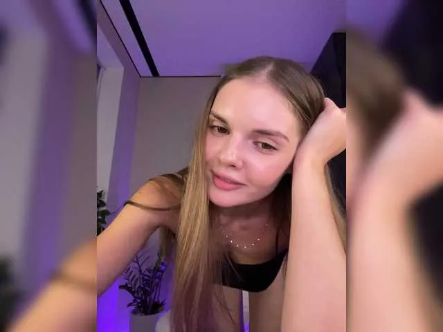 Live sex webcam photo for MarilynFord #291809511