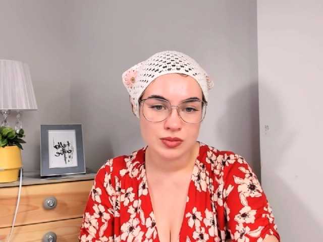 Live sex webcam photo for MarilynSensual #276059602