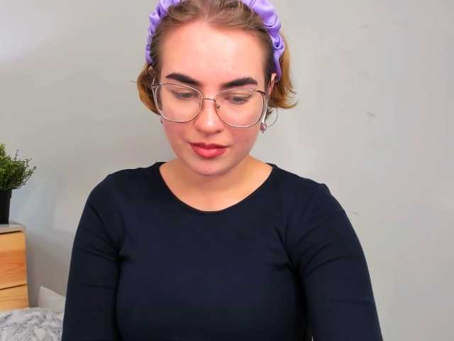 Live sex webcam photo for MarilynSensual #276335957