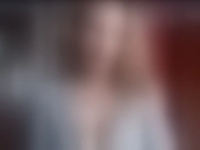 Live sex webcam photo for MarilynShow #292347418
