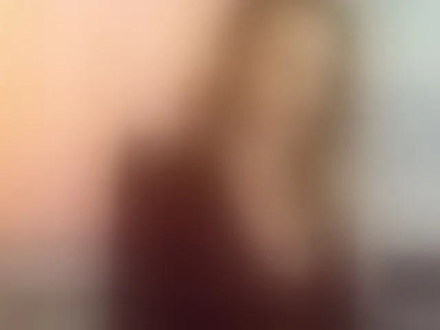 Live sex webcam photo for MarilynShow #292753655