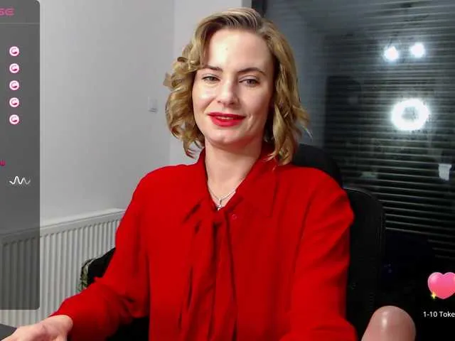 Live sex webcam photo for MarilynSlade #276647175