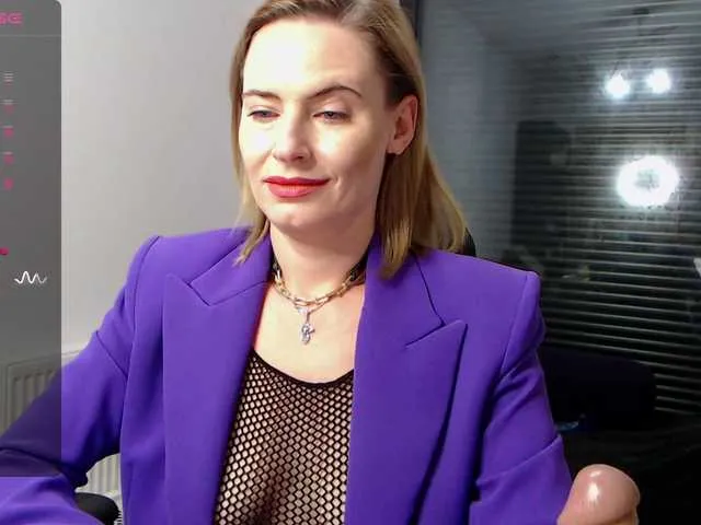 Live sex webcam photo for MarilynSlade #276675673