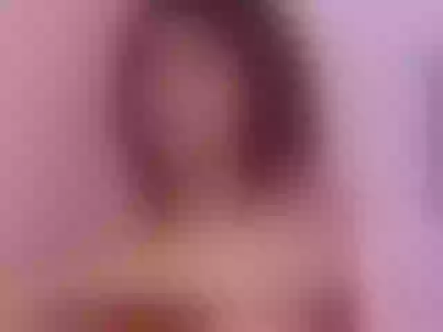 Live sex webcam photo for MarilynStone #292071460