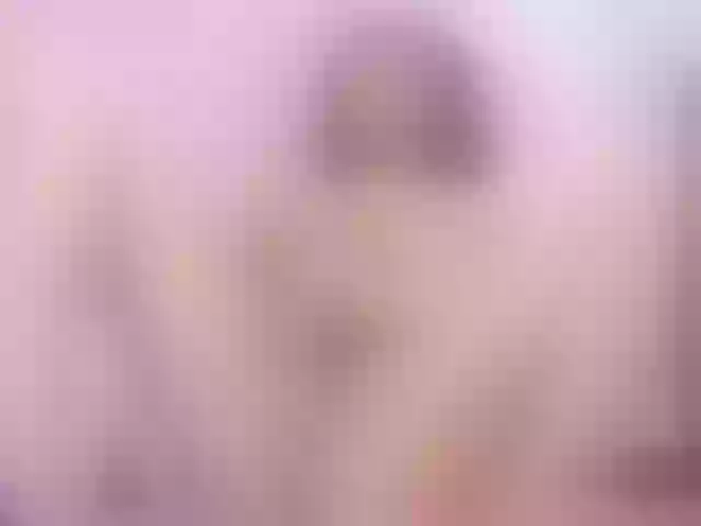 Live sex webcam photo for MarilynStone #292251543