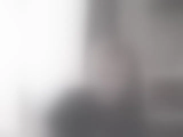 Live sex webcam photo for Marina378 #293590562
