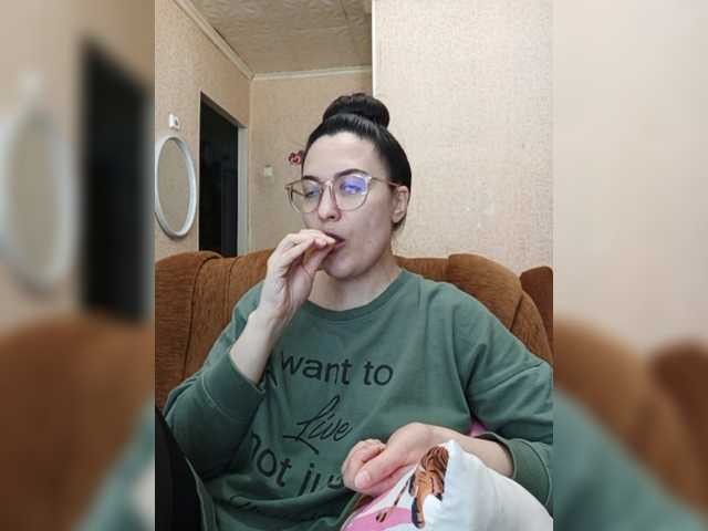 Live sex webcam photo for Marina4Love #272992396