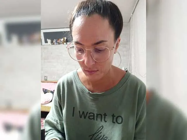 Live sex webcam photo for Marina4Love #275816340