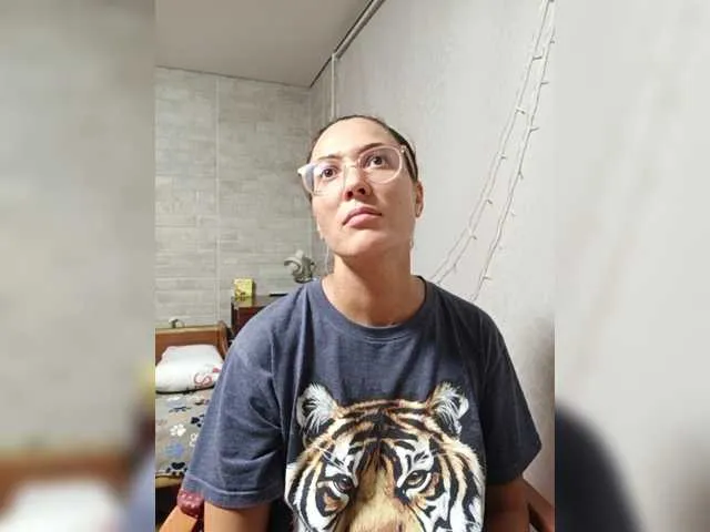 Live sex webcam photo for Marina4Love #275934862