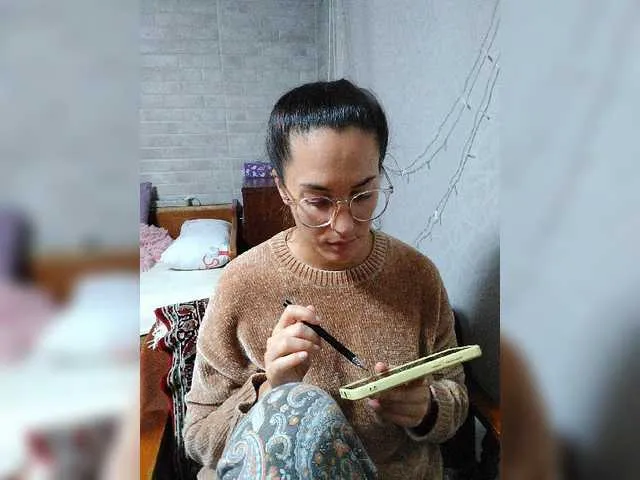 Live sex webcam photo for Marina4Love #276300588