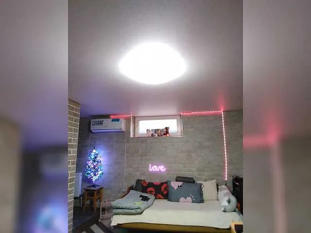 Live sex webcam photo for Marina4Love #290749279