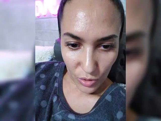 Live sex webcam photo for Marina4Love #290915377