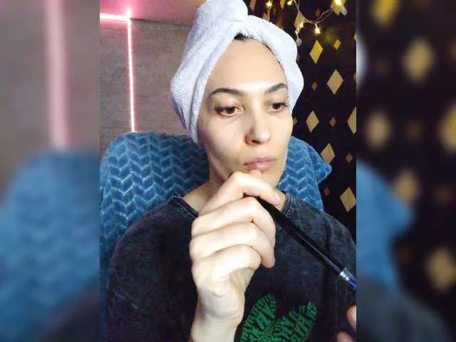 Live sex webcam photo for Marina4Love #292332687