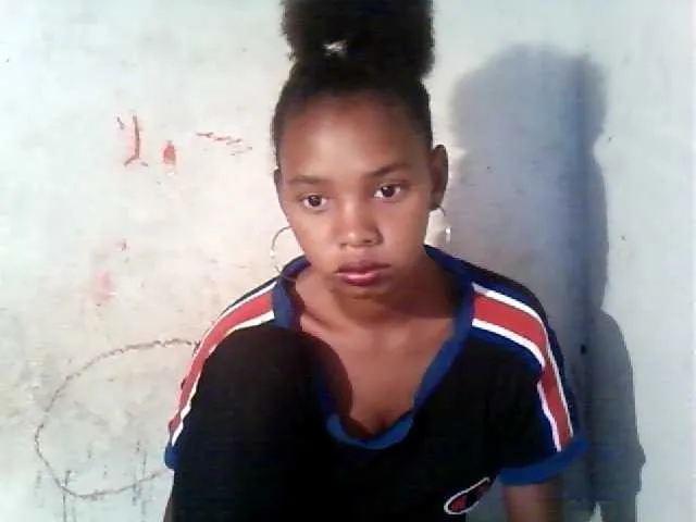 Live sex webcam photo for Marinah2 #272950339