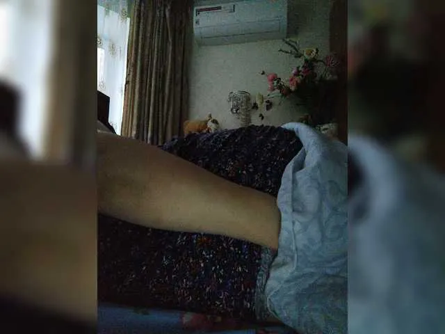 Live sex webcam photo for Marionaa #271798756