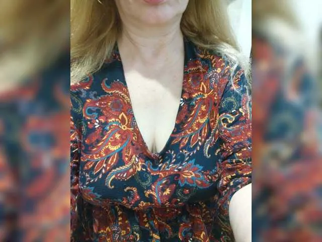 Live sex webcam photo for Marionaa #271868337