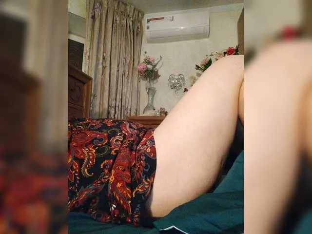 Live sex webcam photo for Marionaa #272388677
