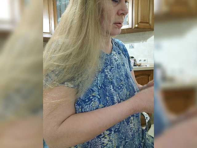 Live sex webcam photo for Marionaa #272440603