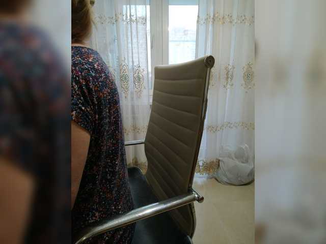 Live sex webcam photo for Marionaa #272486324