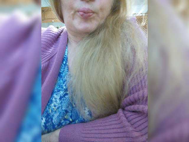 Live sex webcam photo for Marionaa #272655916