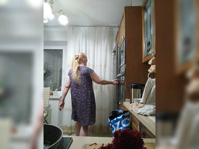 Live sex webcam photo for Marionaa #272725407