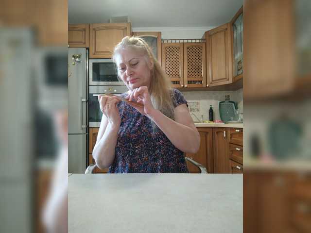 Live sex webcam photo for Marionaa #272817243