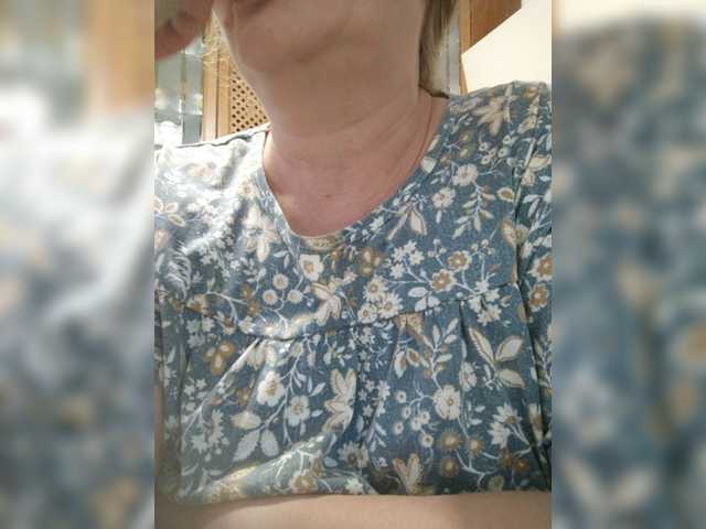 Live sex webcam photo for Marionaa #273722850