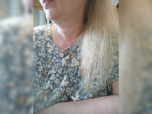 Live sex webcam photo for Marionaa #273737598