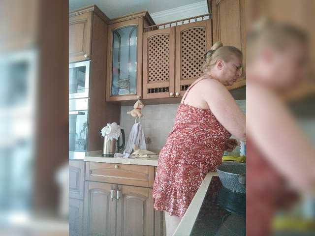 Live sex webcam photo for Marionaa #273866671