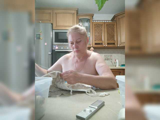 Live sex webcam photo for Marionaa #274028566