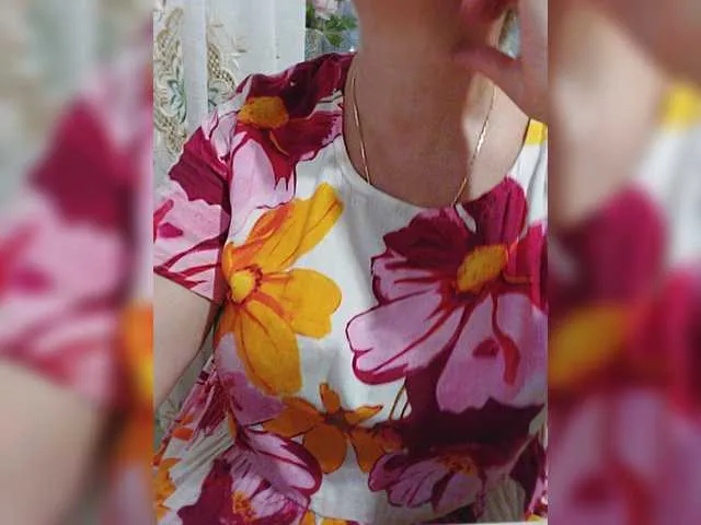 Live sex webcam photo for Marionaa #275968842