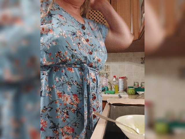 Live sex webcam photo for Marionaa #276645973