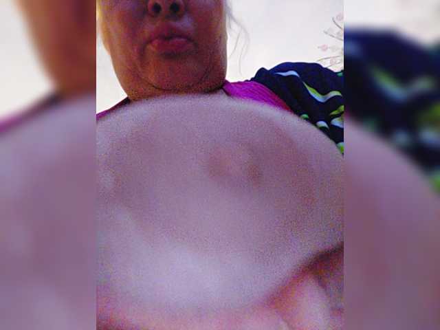 Live sex webcam photo for Marionaa #277003227