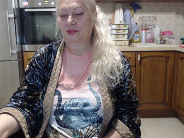 Live sex webcam photo for Marionaa #277011498