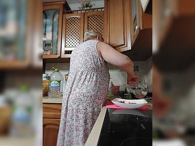 Live sex webcam photo for Marionaa #277028558