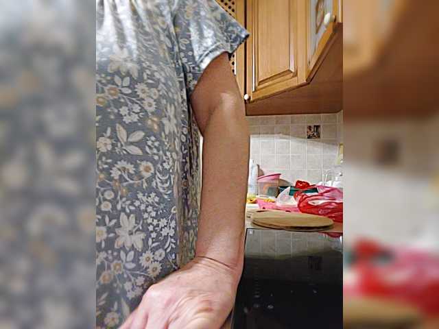 Live sex webcam photo for Marionaa #277104311