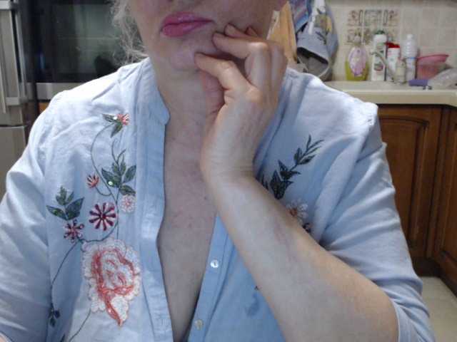 Live sex webcam photo for Marionaa #277257800