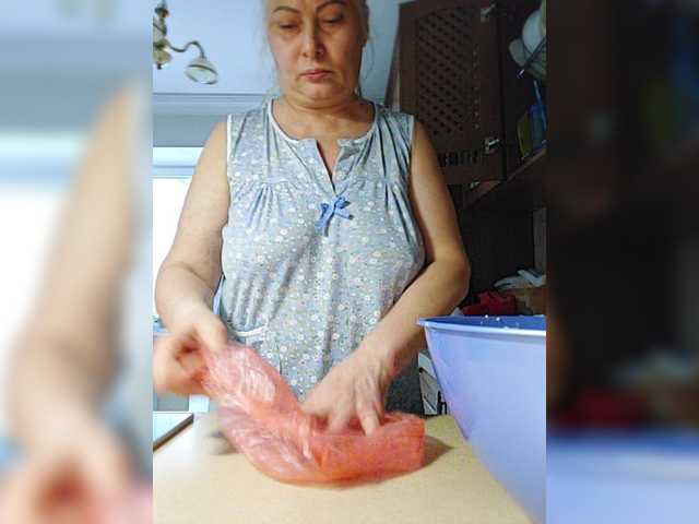 Live sex webcam photo for Marionaa #277381166