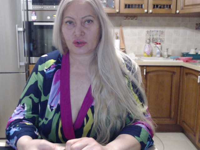 Live sex webcam photo for Marionaa #277511135